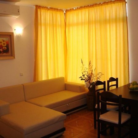 סאני ביץ' Saint Elena Apartcomplex מראה חיצוני תמונה
