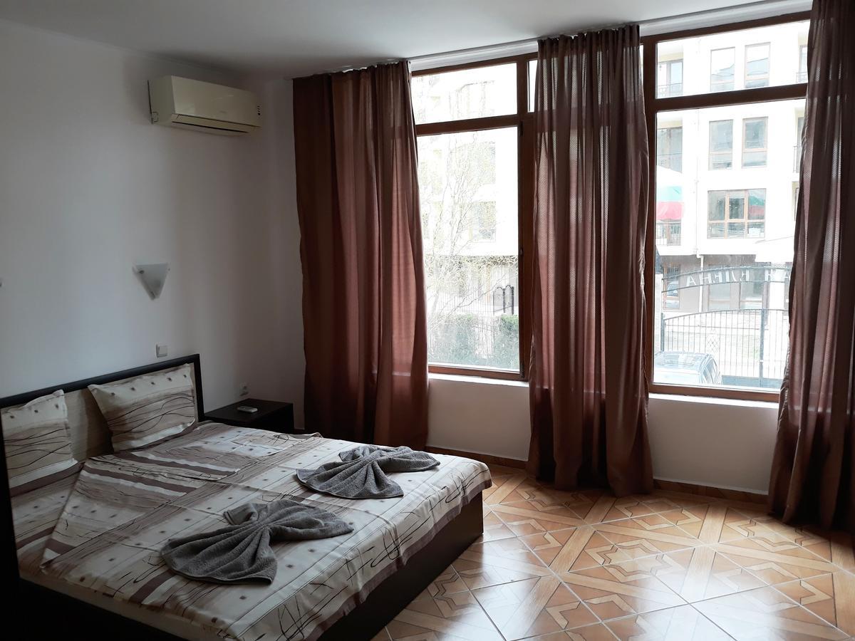 סאני ביץ' Saint Elena Apartcomplex מראה חיצוני תמונה
