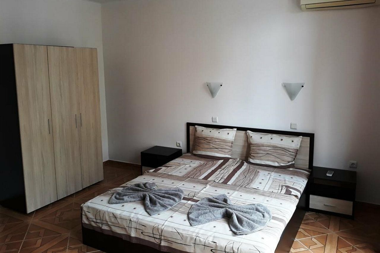 סאני ביץ' Saint Elena Apartcomplex מראה חיצוני תמונה